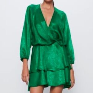 Zara green goddess dress Size M new